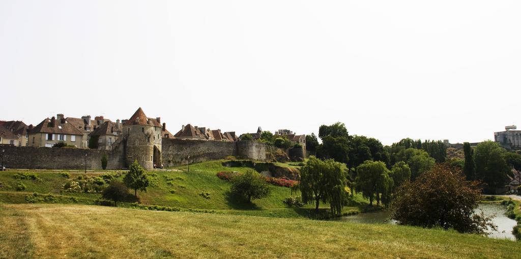 Fresne-la-Mere La Vieille Ferme Bed & Breakfast エクステリア 写真