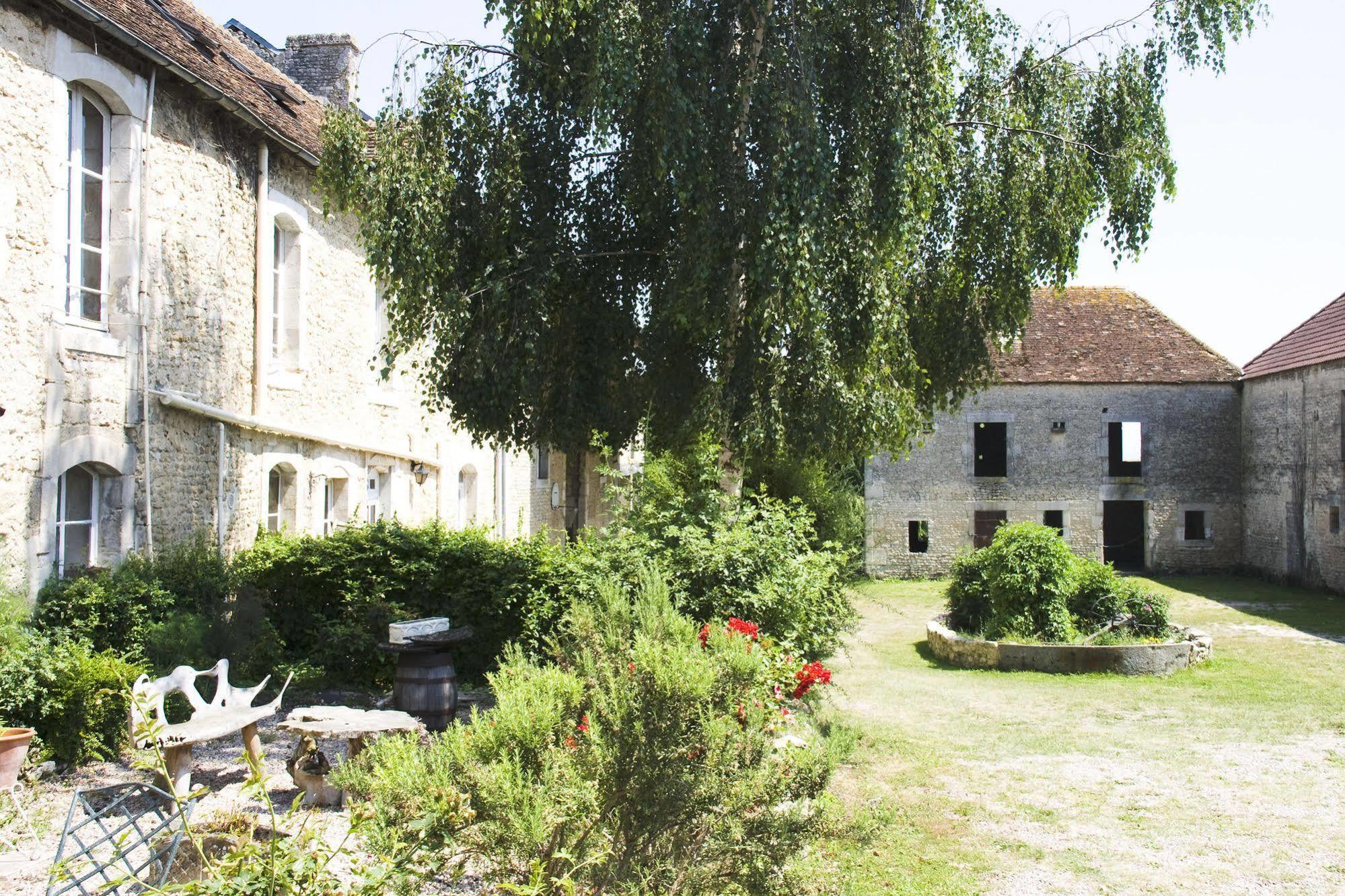 Fresne-la-Mere La Vieille Ferme Bed & Breakfast エクステリア 写真